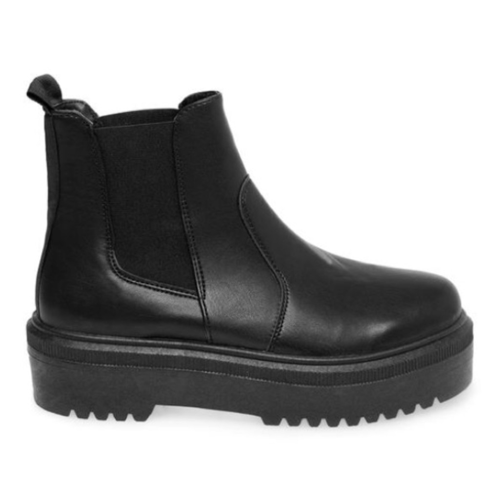 Steve Madden Black Platform Boots